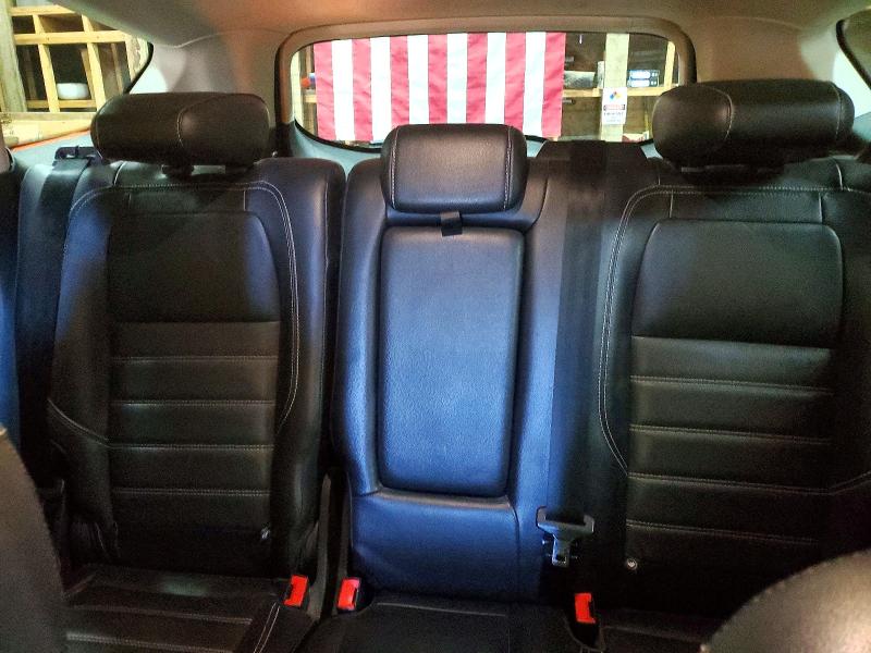 50974556 :رقم المزاد ، 1FMCU9HD5JUA55658 vin ، 2018 Ford Escape مزاد بيع