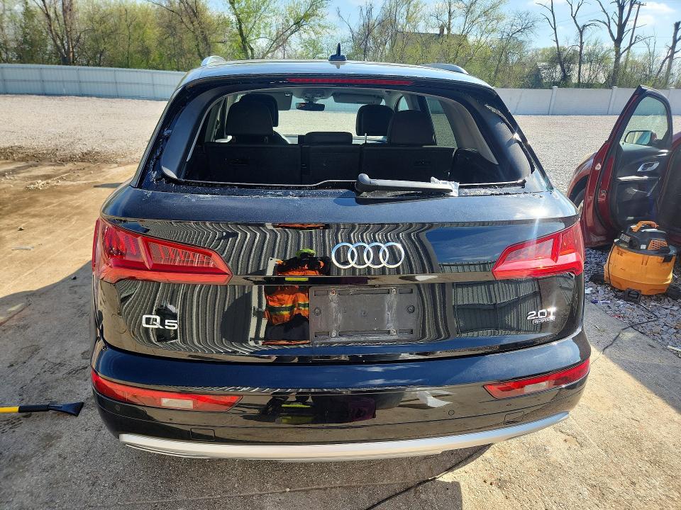 Продаж на аукціоні авто 2018 Audi Q5, vin: WA1CNAFY4J2132406, номер лоту: 50926846