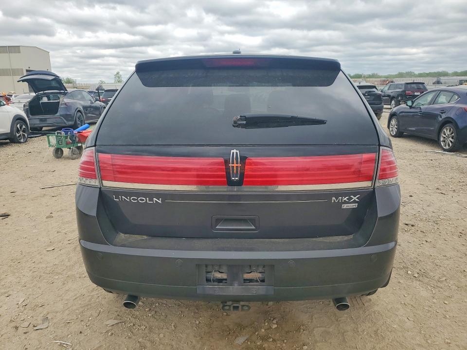 Auction sale of the 2007 Lincoln Townhouse Mkx, vin: 2LMDU88C37BJ22007, lot number: 49871316
