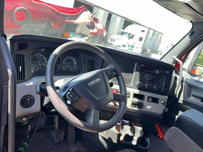 Продажа на аукционе авто 2019 Freigliner Cascadia 126, vin: 3AKJHHDR2KSKD7619, номер лота: 51693116