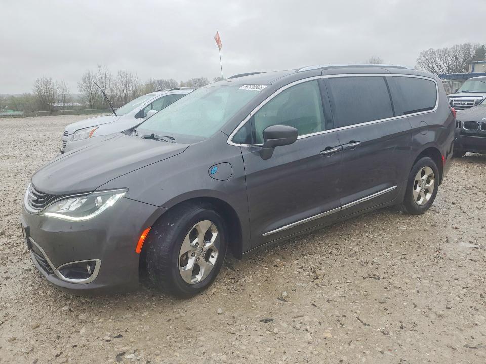 Продажа на аукционе авто 2018 Chrysler Pacifica, vin: 2C4RC1L70JR175613, номер лота: 50126566