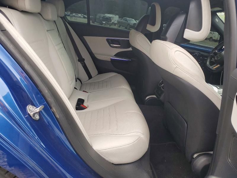 2022 Mercedes-benz C მანქანა იყიდება აუქციონზე, vin: W1KAF4GB3NR045038, აუქციონის ნომერი: 48747786