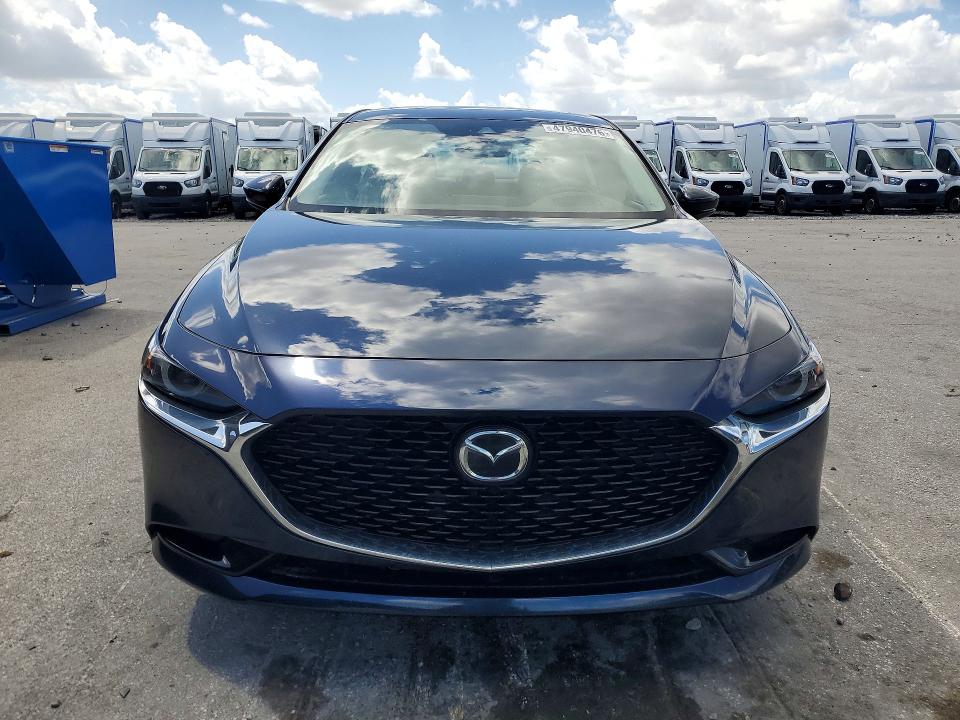 Продаж на аукціоні авто 2022 Mazda 3, vin: 3MZBPBDL1NM318957, номер лоту: 47940476
