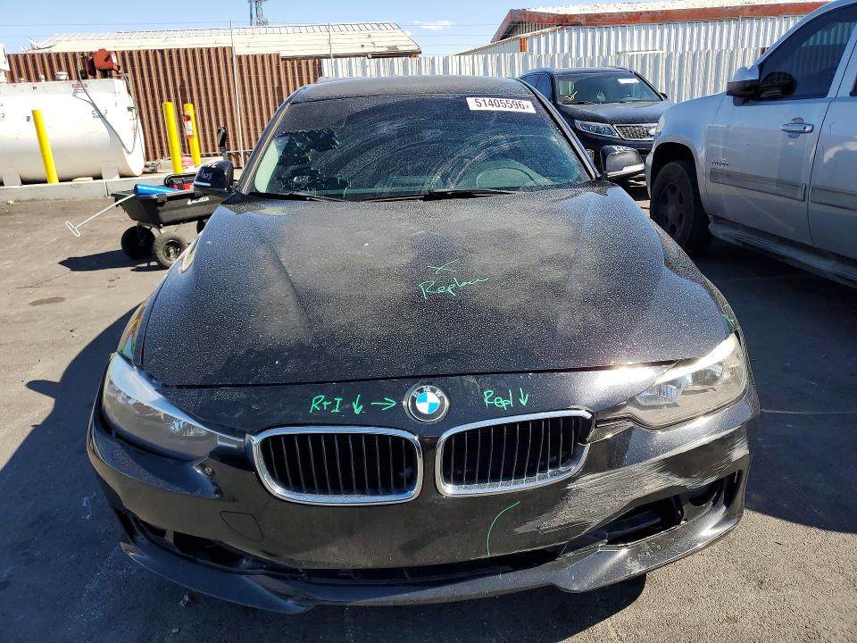 51405596 :رقم المزاد ، WBA3C3G55FNT53625 vin ، 2015 Bmw 320 مزاد بيع