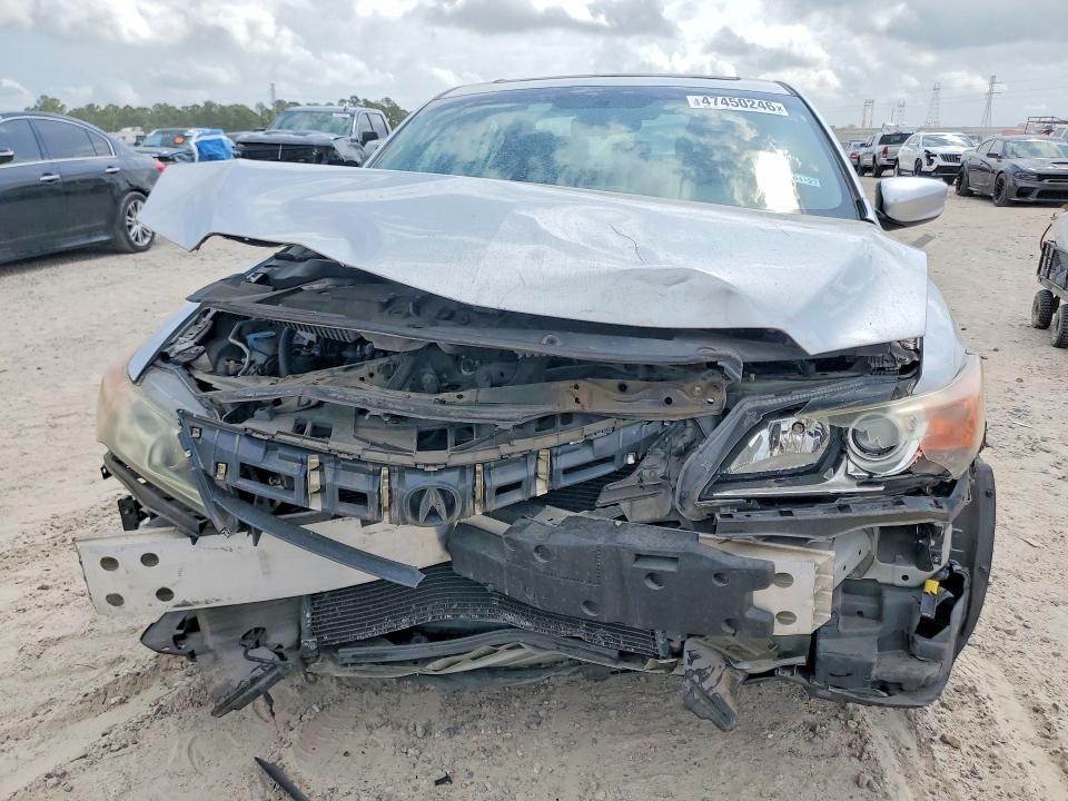 47450246 :رقم المزاد ، 19VDE1F35FE009778 vin ، 2015 Acura Ilx مزاد بيع
