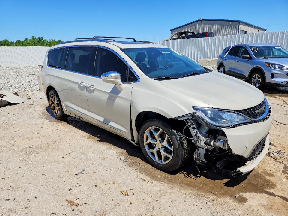51820336 :رقم المزاد ، 2C4RC1GG9HR656741 vin ، 2017 Chrysler Pacifica مزاد بيع