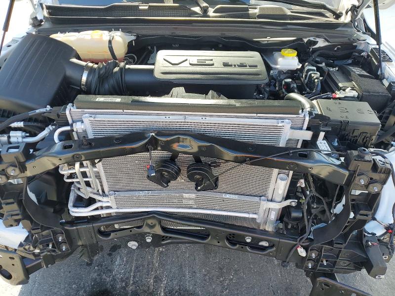 Продажа на аукционе авто 2026 Ram 1500, vin: 1C6RREGG8TN246323, номер лота: 51081206