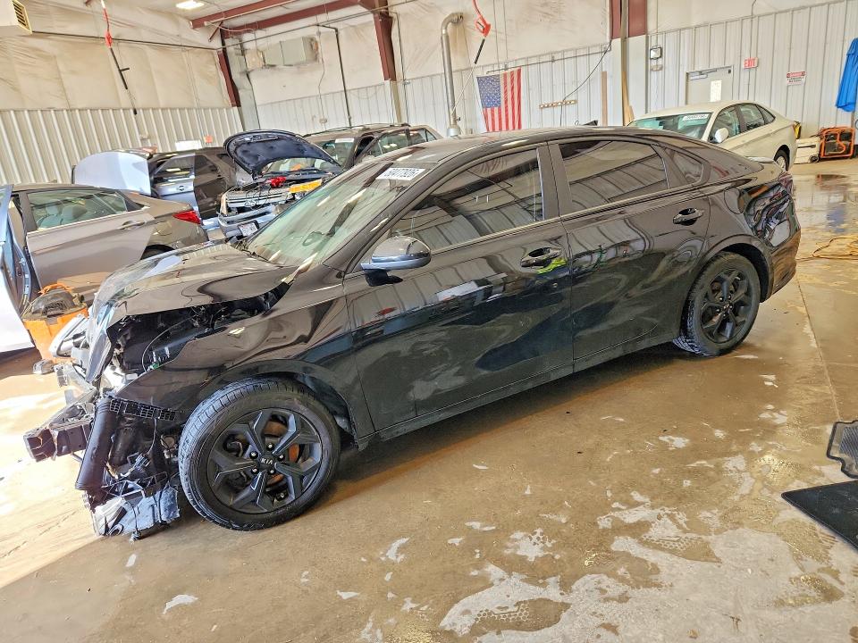 50477926 :رقم المزاد ، 3KPF24AD2ME273371 vin ، 2021 Kia Forte مزاد بيع