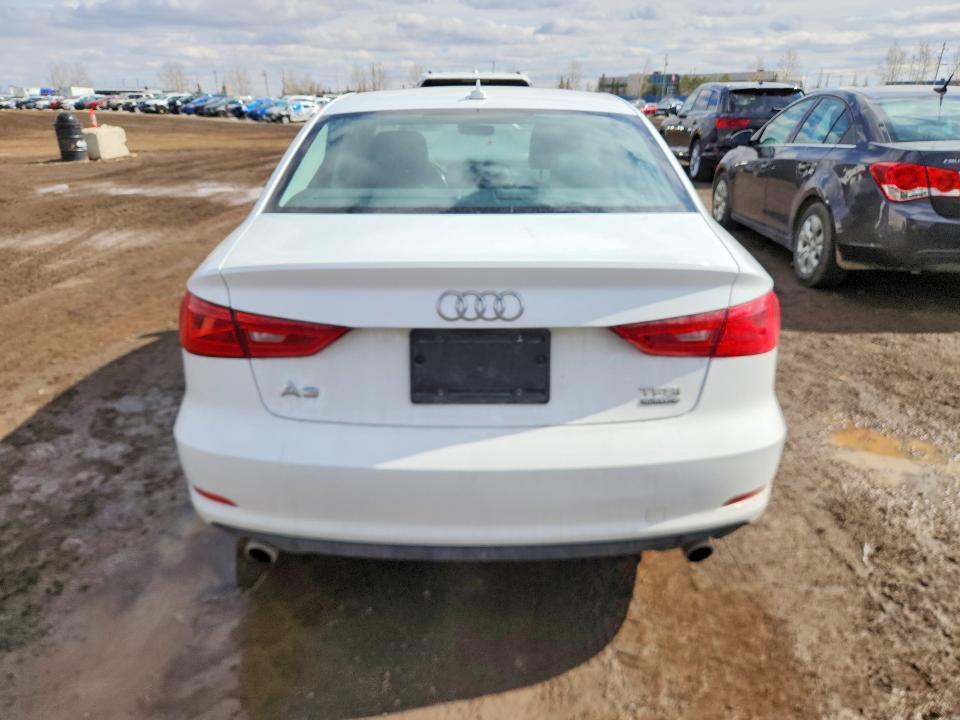Продажа на аукционе авто 2016 Audi A3, vin: WAUB8GFF8G1055853, номер лота: 46853066
