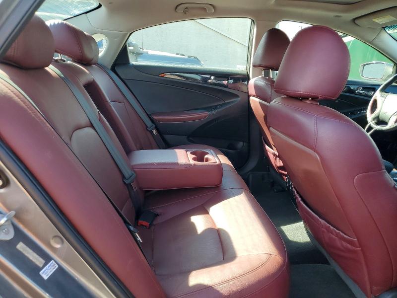 50081206 :رقم المزاد ، 5NPEC4AC1BH059772 vin ، 2011 Hyundai Sonata مزاد بيع