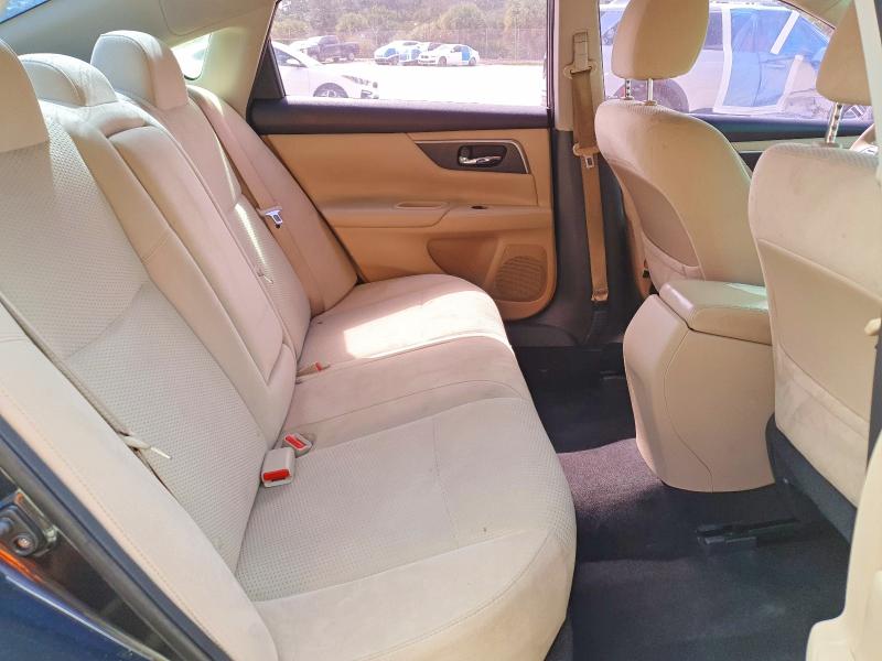 2015 Nissan Altima მანქანა იყიდება აუქციონზე, vin: 1N4AL3APXFN385237, აუქციონის ნომერი: 49914486