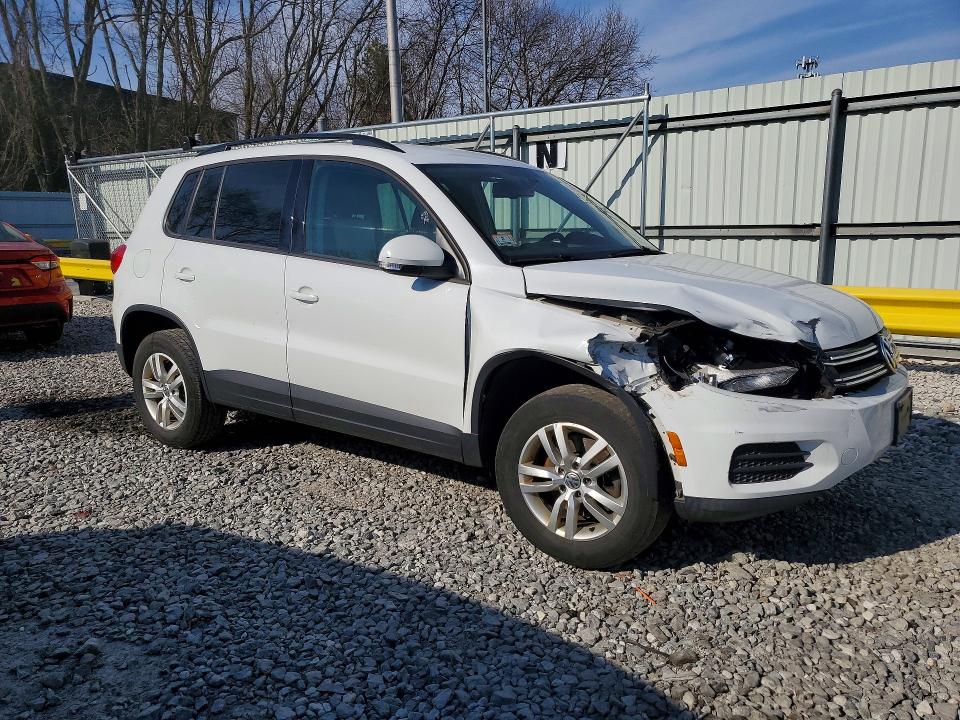 Продажа на аукционе авто 2017 Volkswagen Tiguan, vin: WVGBV7AX0HK035339, номер лота: 49267746