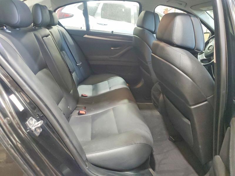 51411826 :رقم المزاد ، WBAFR1C56BDV81512 vin ، 2011 Bmw 528 مزاد بيع