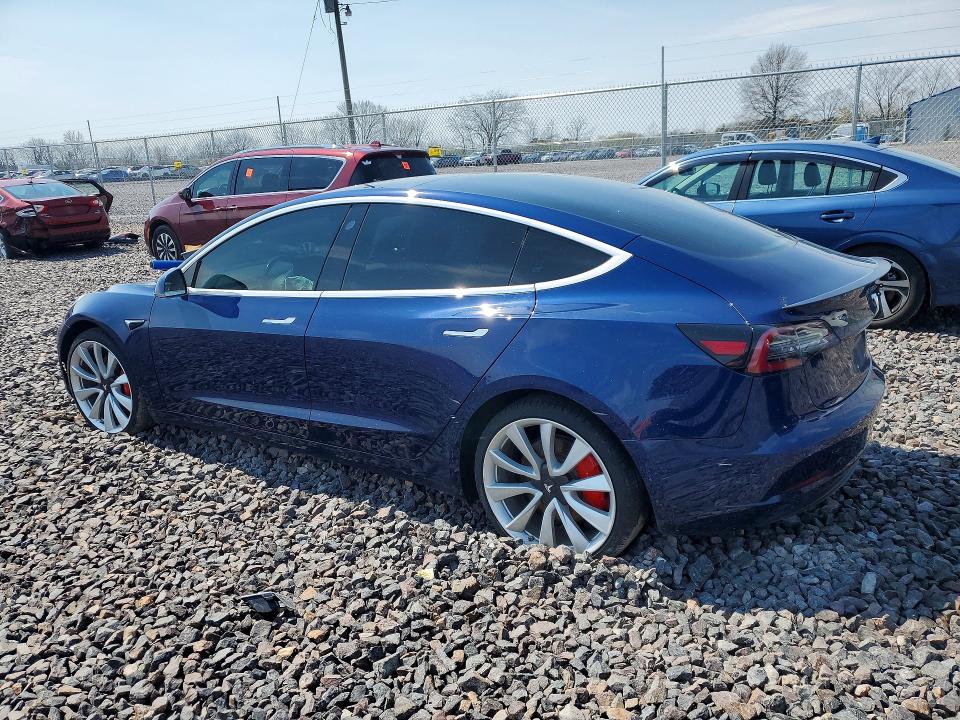 49290116 :رقم المزاد ، 5YJ3E1EB5JF072314 vin ، 2018 Tesla Model 3 مزاد بيع