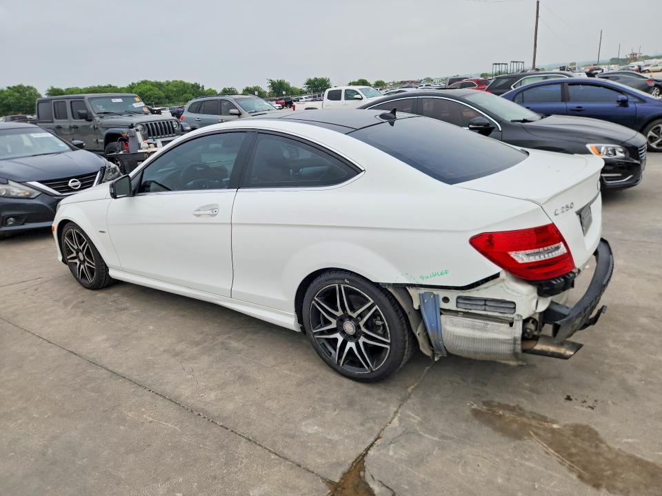 2014 Mercedes-benz C მანქანა იყიდება აუქციონზე, vin: WDDGJ4HB0EG265790, აუქციონის ნომერი: 50560686