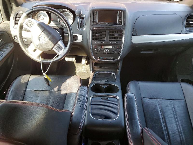 50294996 :رقم المزاد ، 2C4RDGEG7JR242107 vin ، 2018 Dodge Grand Caravan مزاد بيع