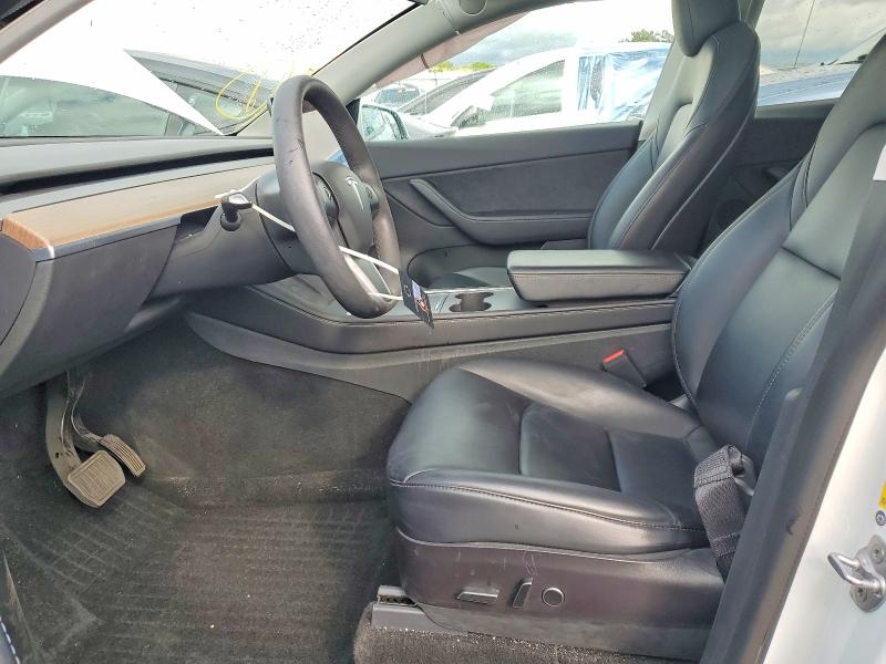 2021 Tesla Model Y მანქანა იყიდება აუქციონზე, vin: 5YJYGAEE3MF272428, აუქციონის ნომერი: 49924486