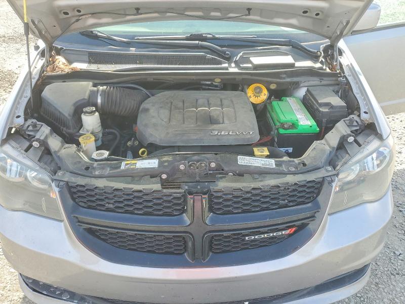 48418796 :رقم المزاد ، 2C4RDGBG1JR221192 vin ، 2018 Dodge Grand Caravan مزاد بيع