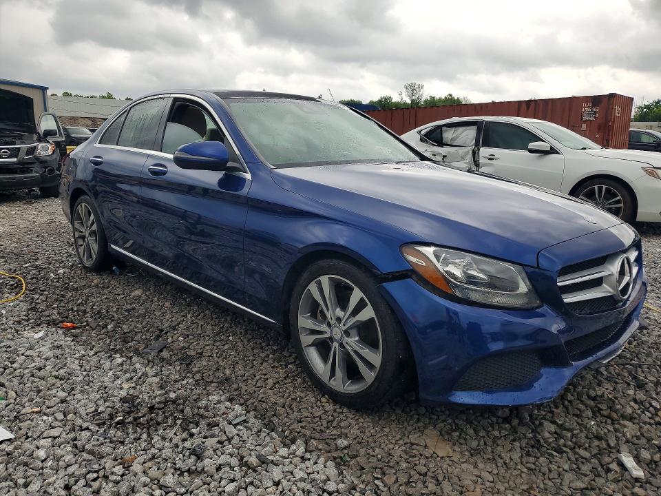 51672376 :رقم المزاد ، WDDWF4JB5HR240285 vin ، 2017 Mercedes-benz C مزاد بيع
