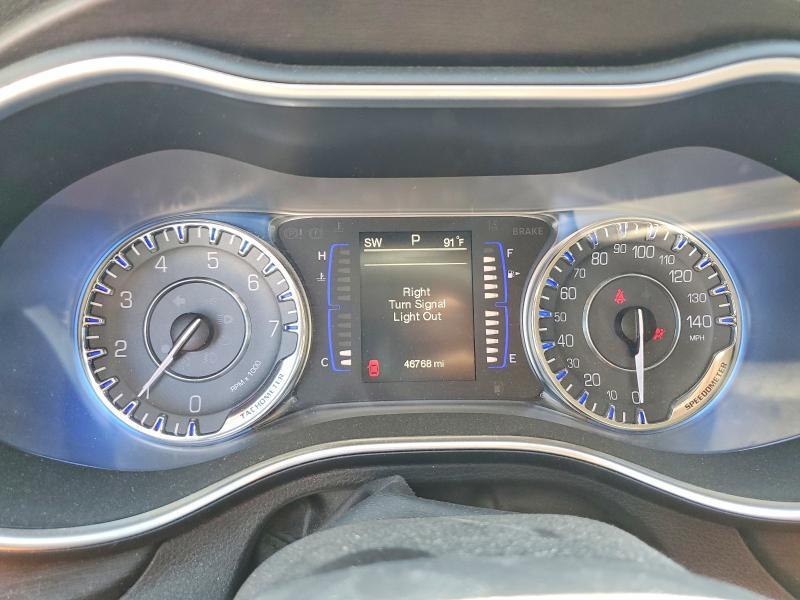 50311546 :رقم المزاد ، 1C3CCCABXFN709072 vin ، 2015 Chrysler 200 مزاد بيع