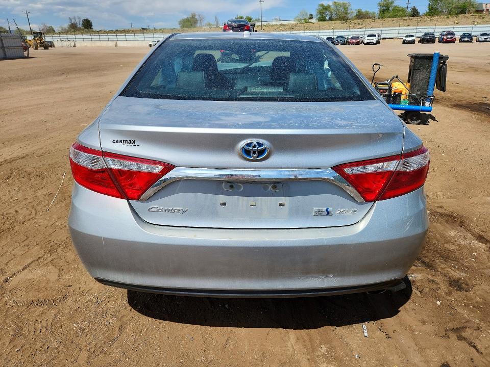 50522226 :رقم المزاد ، 4T1BD1FK7FU151443 vin ، 2015 Toyota Camry Hybrid مزاد بيع