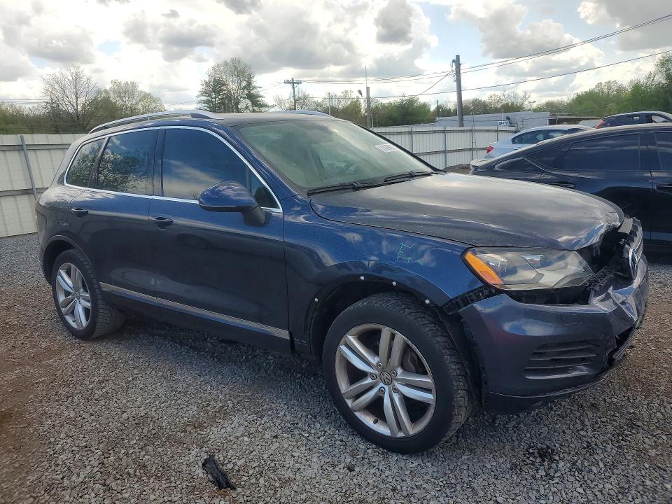 Продажа на аукционе авто 2011 Volkswagen Touareg, vin: WVGFF9BPXBD004233, номер лота: 50439996