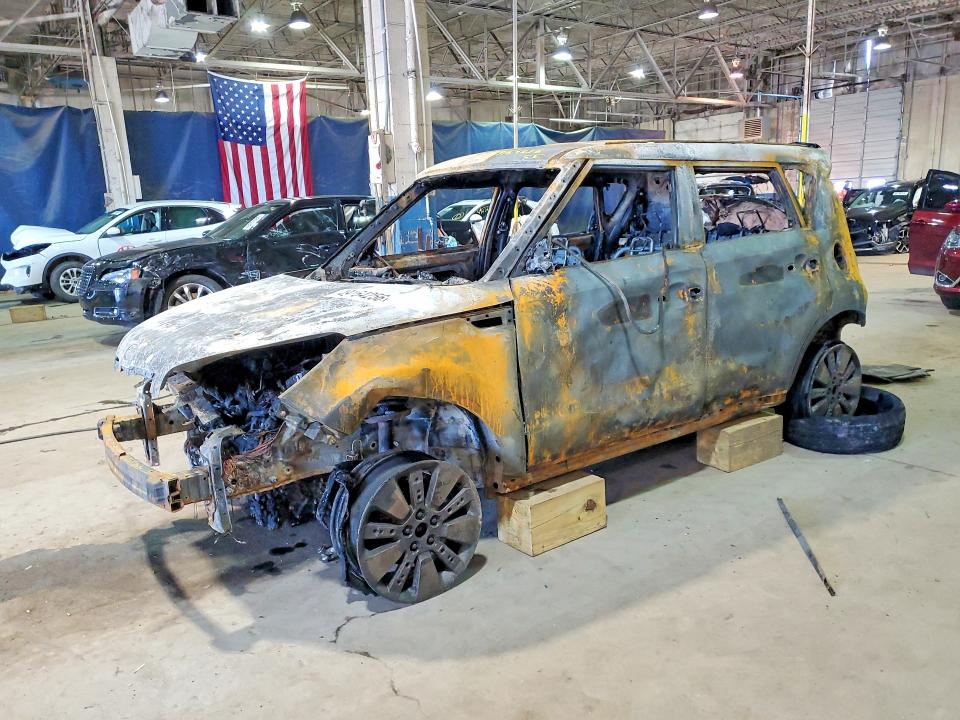 49544246 :رقم المزاد ، KNDJP3A5XJ7557437 vin ، 2018 Kia Soul مزاد بيع