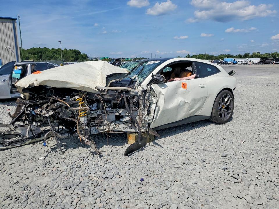 2018 Ferrari Gtc 4 Lusso T მანქანა იყიდება აუქციონზე, vin: ZFF82YNAXJ0232346, აუქციონის ნომერი: 52058266