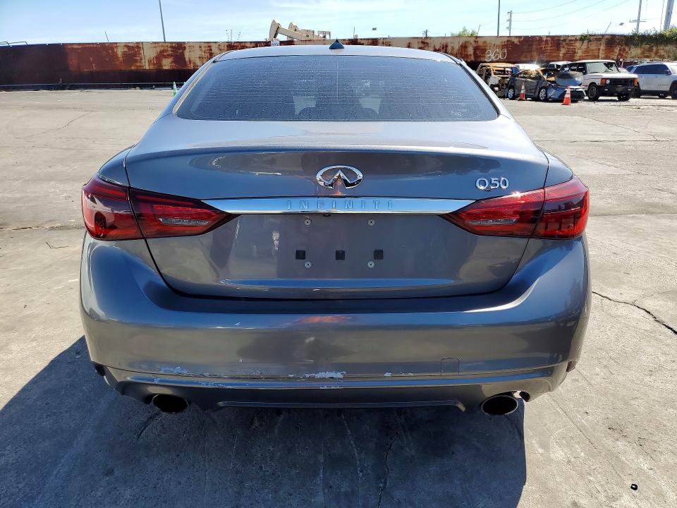 49683726 :رقم المزاد ، JN1EV7AP1JM362508 vin ، 2018 Infiniti Q50 مزاد بيع