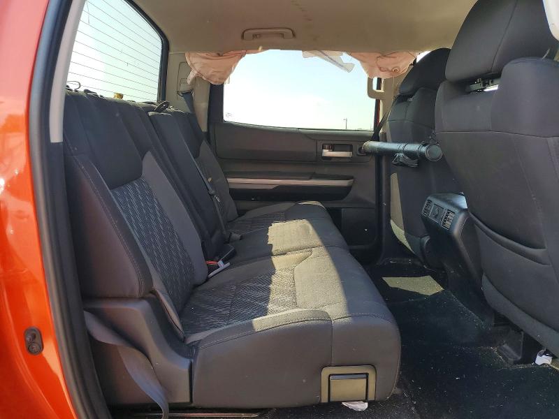 Продаж на аукціоні авто 2018 Toyota Tundra, vin: 5TFDW5F14JX735151, номер лоту: 51844856