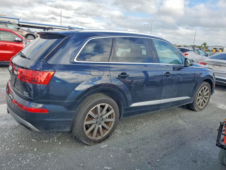 48715616 :رقم المزاد ، WA1VAAF74JD006921 vin ، 2018 Audi Q7 مزاد بيع