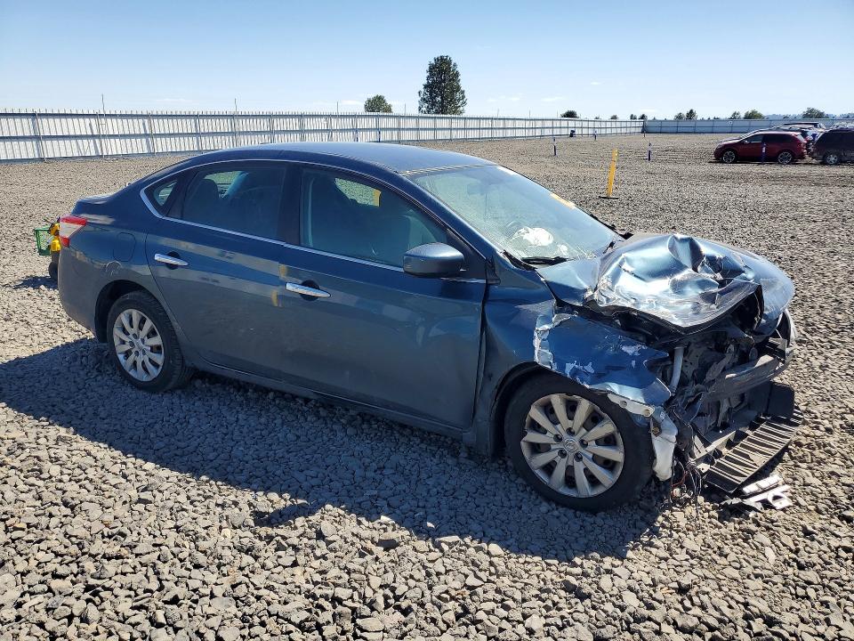 52018936 :رقم المزاد ، 3N1AB7AP7FY325782 vin ، 2015 Nissan Sentra مزاد بيع