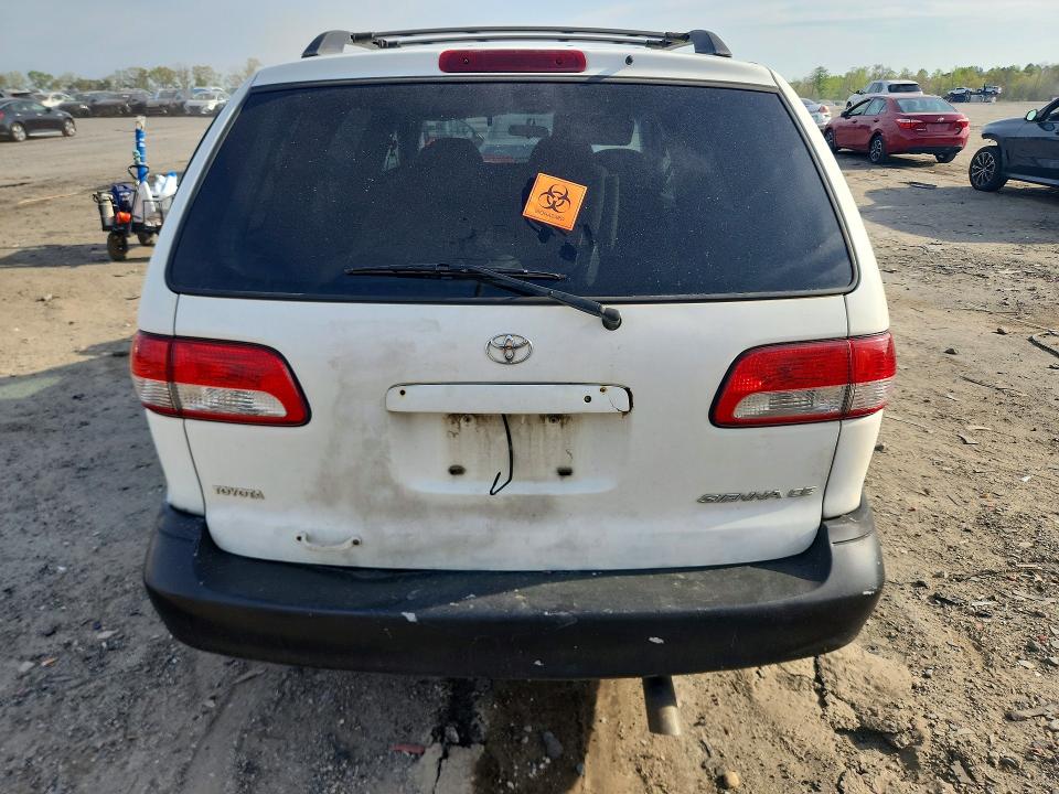49261976 :رقم المزاد ، 4T3ZF19C62U437251 vin ، 2002 Toyota Sienna مزاد بيع