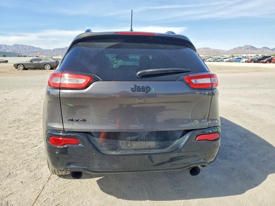 49481706 :رقم المزاد ، 1C4PJMCX1JD588710 vin ، 2018 Jeep Cherokee مزاد بيع