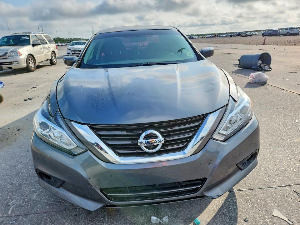 2017 Nissan Altima მანქანა იყიდება აუქციონზე, vin: 1N4AL3AP6HC483387, აუქციონის ნომერი: 50633166