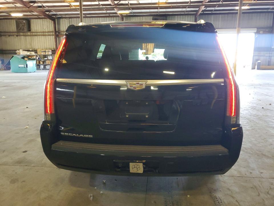 50545676 :رقم المزاد ، 1GYS4BKJ7JR395770 vin ، 2018 Cadillac Escalade مزاد بيع