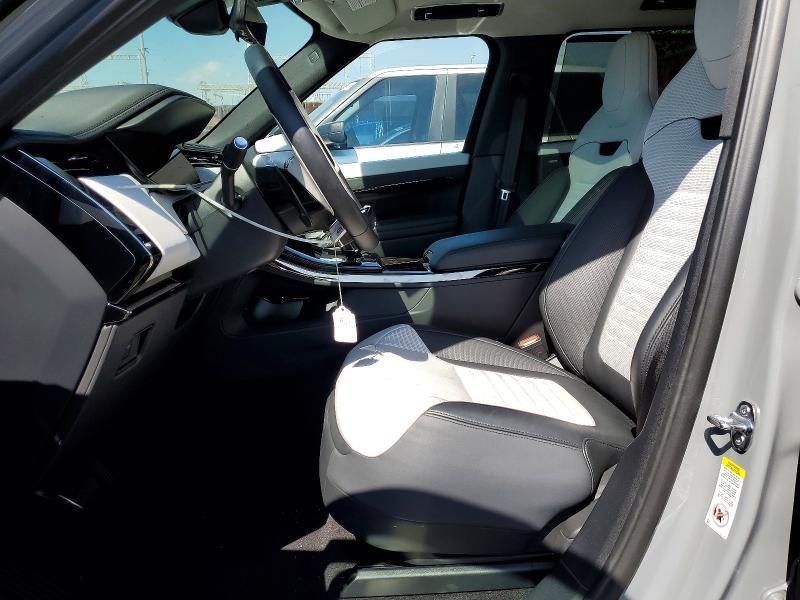 50249026 :رقم المزاد ، SAL1Z9F90SA444358 vin ، 2025 Land Rover Range Rover Sport مزاد بيع