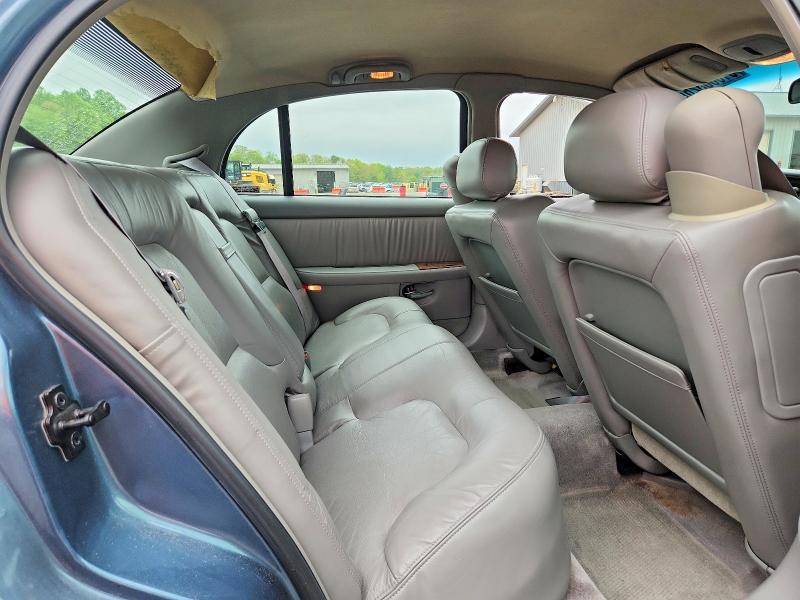 51638326 :رقم المزاد ، 1G4CW54KX14184275 vin ، 2001 Buick Park Avenue مزاد بيع