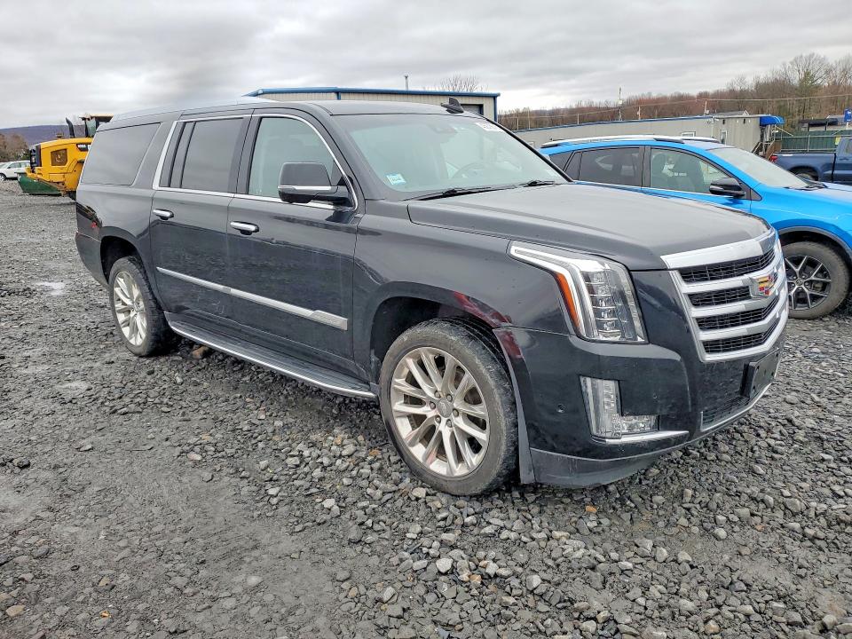 2019 Cadillac Escalade მანქანა იყიდება აუქციონზე, vin: 1GYS4HKJ4KR262145, აუქციონის ნომერი: 46878616