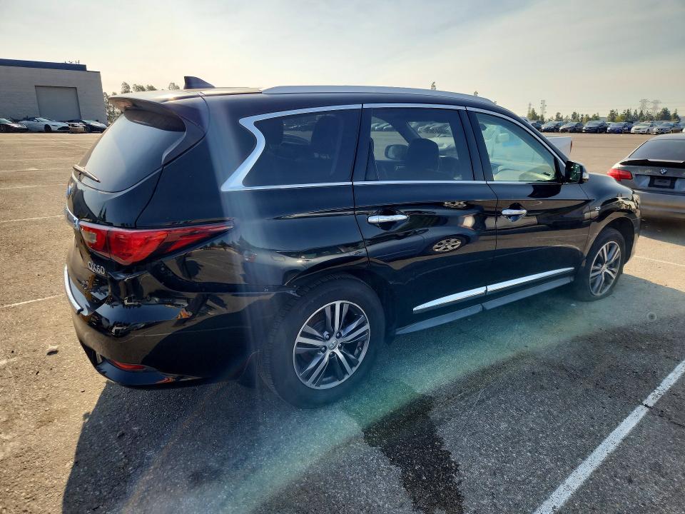 48687826 :رقم المزاد ، 5N1DL0MN8HC505028 vin ، 2017 Infiniti Qx60 مزاد بيع