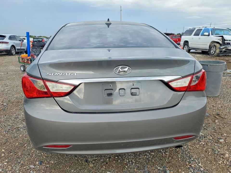 50566146 :رقم المزاد ، 5NPEB4AC4CH435515 vin ، 2012 Hyundai Sonata مزاد بيع