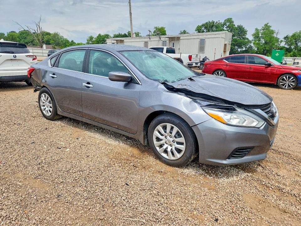 Продаж на аукціоні авто 2016 Nissan Altima, vin: 1N4AL3AP1GN334842, номер лоту: 52135486