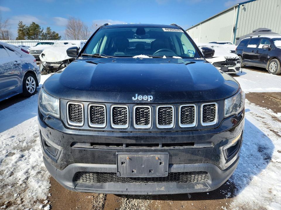 48502676 :رقم المزاد ، 3C4NJDBB4HT681075 vin ، 2017 Jeep Compass مزاد بيع
