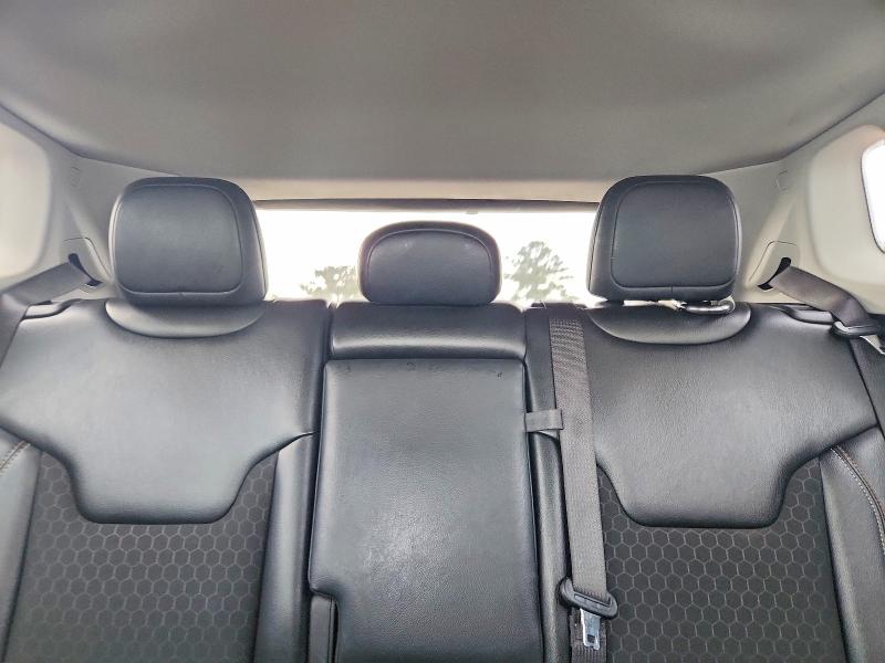 48684456 :رقم المزاد ، 3C4NJDBB5LT204499 vin ، 2020 Jeep Compass مزاد بيع