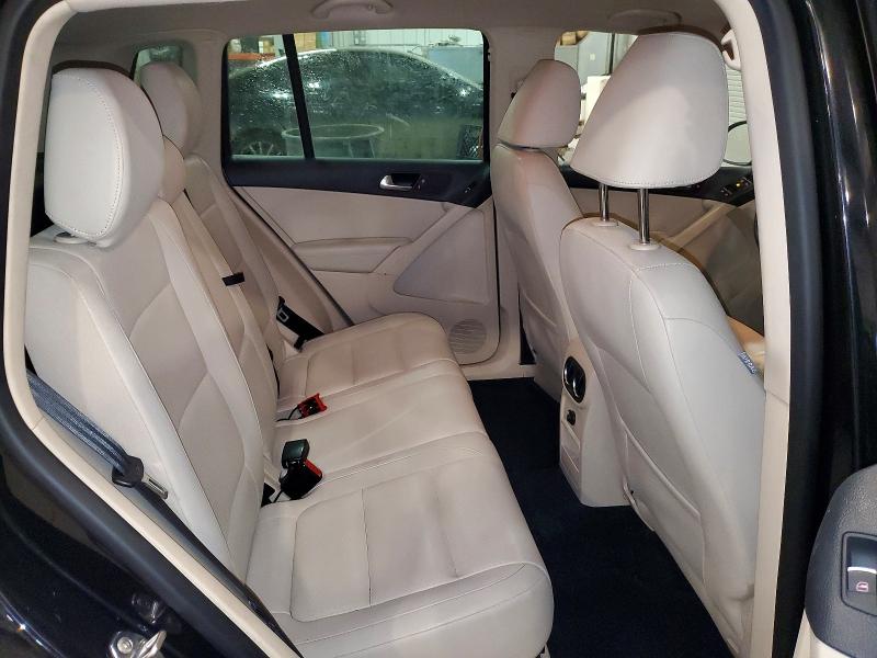 49736096 :رقم المزاد ، WVGBV7AX8CW545777 vin ، 2012 Volkswagen Tiguan مزاد بيع