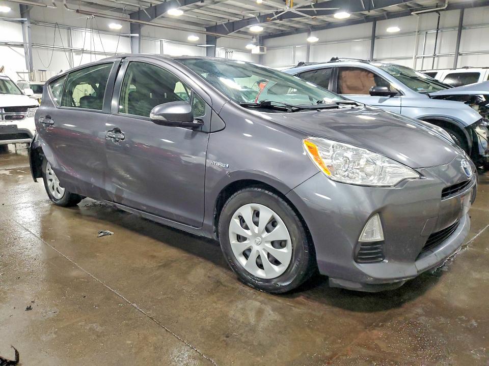 2014 Toyota Prius C მანქანა იყიდება აუქციონზე, vin: JTDKDTB38E1076539, აუქციონის ნომერი: 51027116