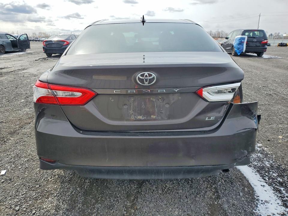 Продаж на аукціоні авто 2018 Toyota Camry, vin: 4T1B11HK8JU050474, номер лоту: 79414355