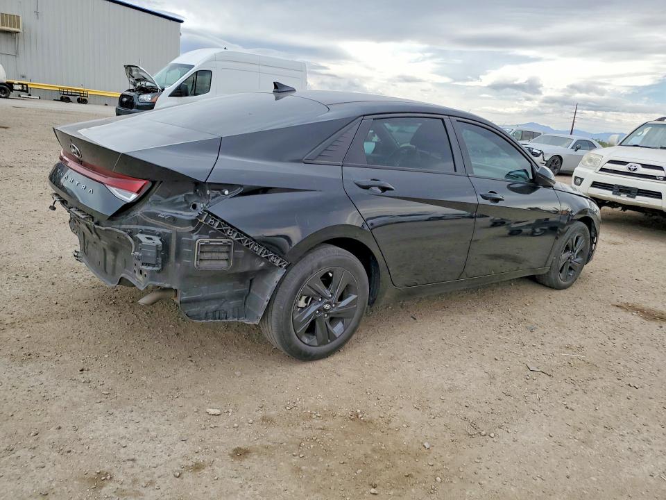 Продажа на аукционе авто 2023 Hyundai Elantra, vin: KMHLM4AG3PU586910, номер лота: 49501366