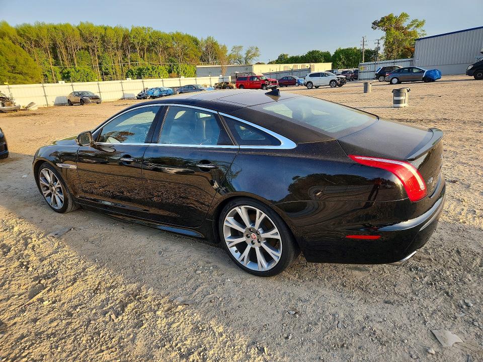 Продаж на аукціоні авто 2015 Jaguar Xj, vin: SAJWA1CZ8F8V90810, номер лоту: 49495166