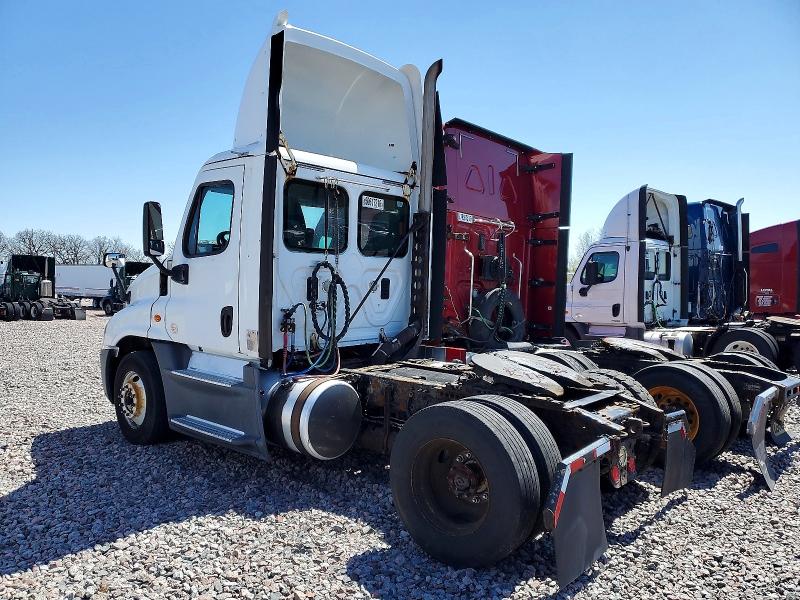 Продаж на аукціоні авто 2016 Freightliner Cascadia 125, vin: 1FUBGEDV9HLHL6948, номер лоту: 50617216